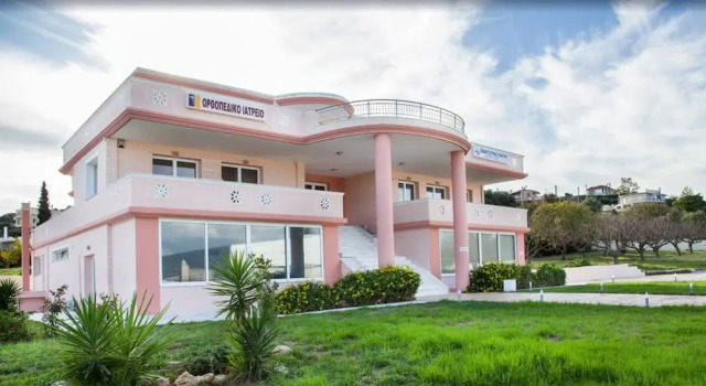 Bright and Relax Studio B in Porto Rafti, Забронировать Отель Отели Маркопоуло - Месогаиа с парковкой, Парковка