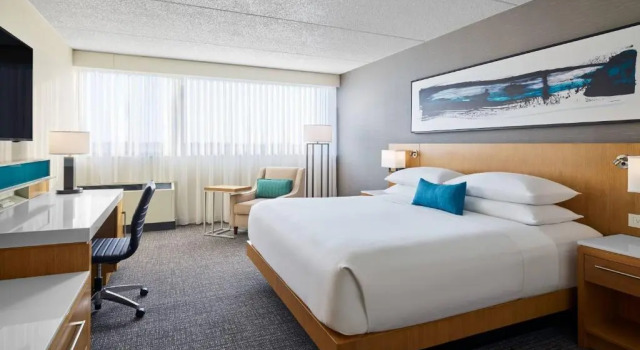 Двухместный номер Standard Delta Hotels by Marriott Muskegon Convention Center