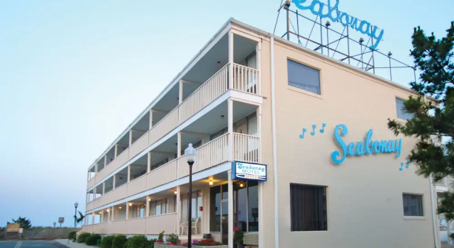 Четырёхместный номер Standard рядом с пляжем Seabonay Oceanfront Motel