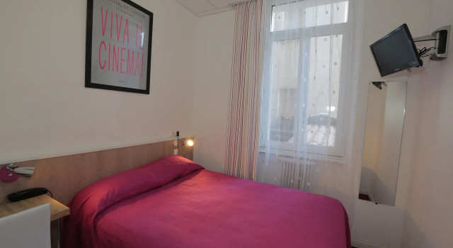 Azurene Royal Hotel
