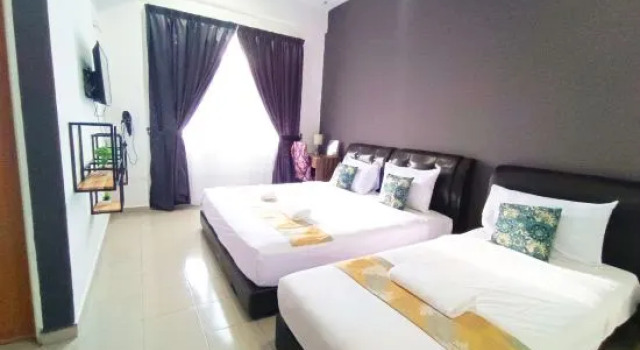 Трёхместный семейный люкс Salaam Suites Hotel