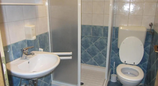 Rooms Pri Lovrižu, Buchen Sie Hotel Bohinjska Bistrica Bohinj