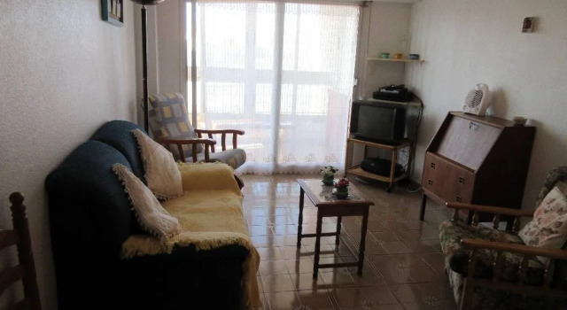 Appartment with swimming pool front of the sea