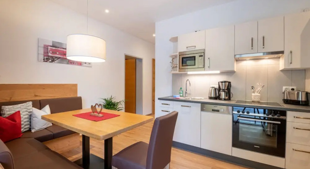 Семейные апартаменты с 2 комнатами Appartement Schattauer