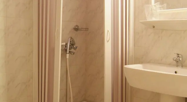 Одноместный номер Standard с балконом и с видом на город Hotel Varonos