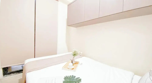 Standart daire Minimalist and Cozy Living 2BR Meikarta Apartment