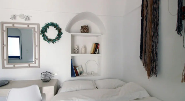 Коттедж Santorini Caves