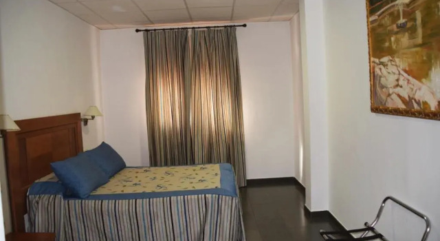 Hostal Restaurante San Isidro, Забронировать Отель Кинтанар-де-ла-Орден Кастилия-Ла-Манча