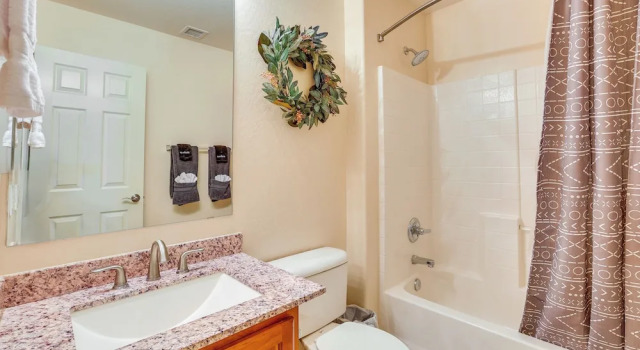 Коттедж 4 Mi to Luke Afb: Family Home w/ Pool & Grill
