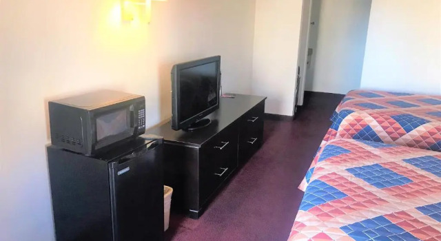 Двухместный номер Standard American Inn & Suites