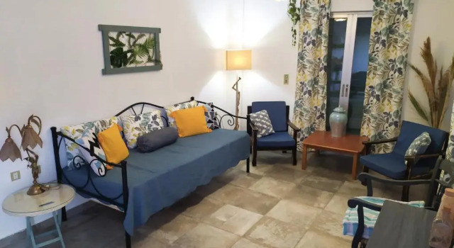 Apartment 94m2, center of Sitia, WiFi, 350m beach, Забронировать Апартаменты/квартира Отели East Crete с парковкой, Парковка