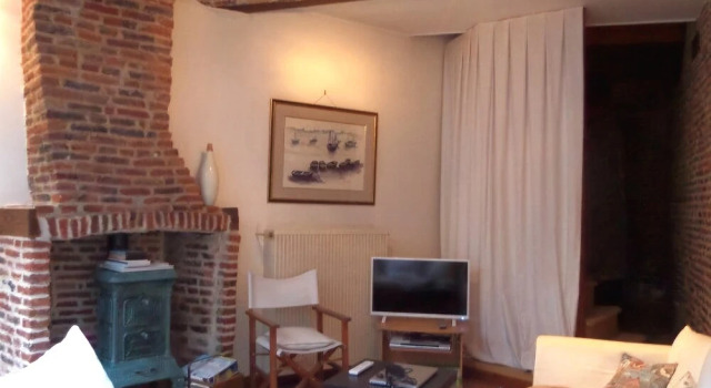 Maison AZULI, Забронировать Отель Отели Лилля с парковкой, рядом с Chambre de Commerce, Парковка