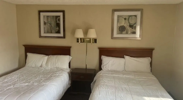 Economy Inn, Buchen Sie Hotel Parkersburg West Virginia