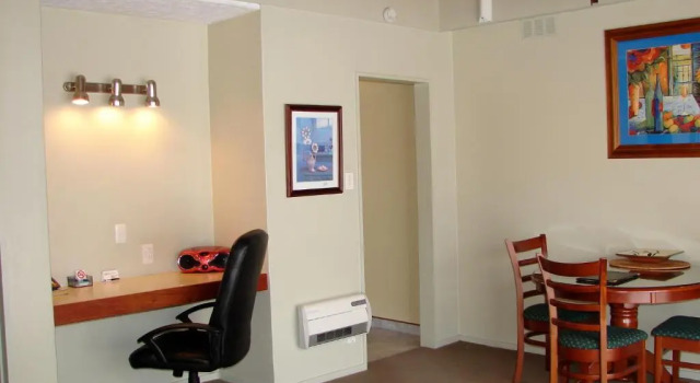 Апартаменты Executive 193 Aorangi Manor Motel