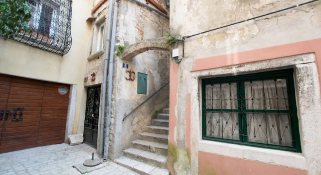 Beautiful Rustical Apartment in Rovinj
