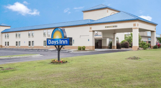 Кровать в общем номере Days Inn by Wyndham Selma