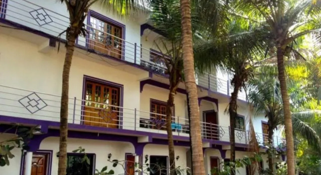 The White Feather Hotel, Rezerwuj Hotel Hotele i noclegi w Pernem, Hotel