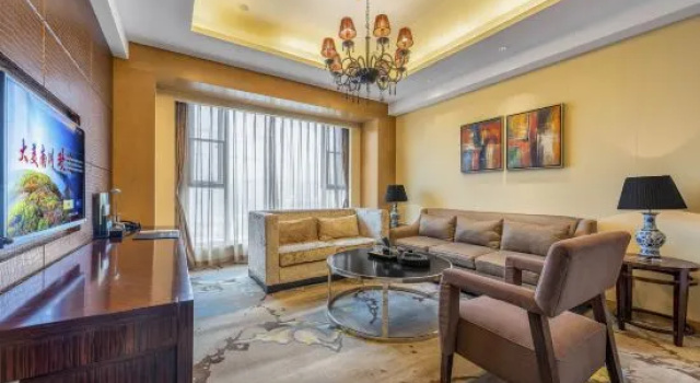 Люкс Deluxe Days Hotel & Suites by Wyndham Hengan Chongqing