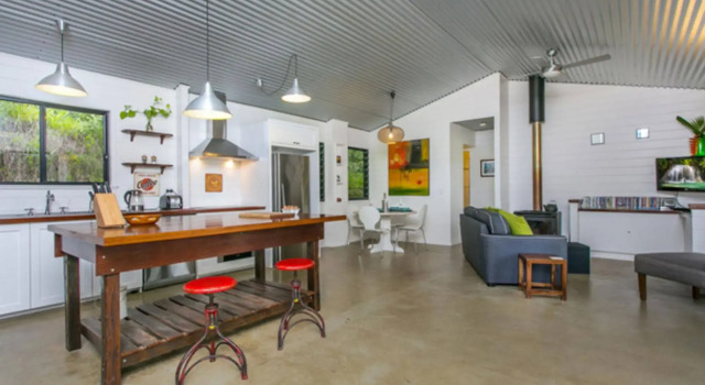Fig Tree Retro Studio, Réserver Hôtel Hôtels à Tallebudgera avec parking, Parking