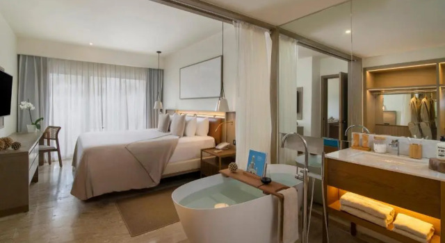 Люкс Master с 2 комнатами Paradisus by Meliá Palma Real Golf and Spa Resort - All Inclusive