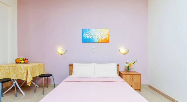 Elissavet Studios, Book Hotel  