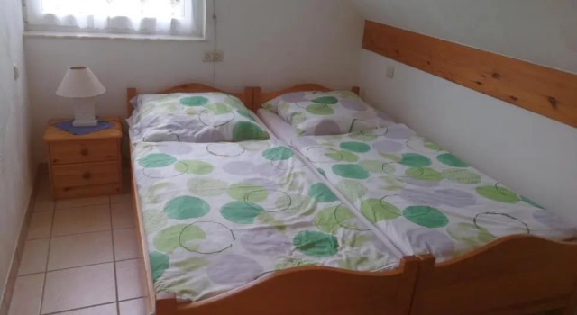 Ferienwohnung Gross B, Забронировать Отель Отели Айфель с парковкой, Парковка