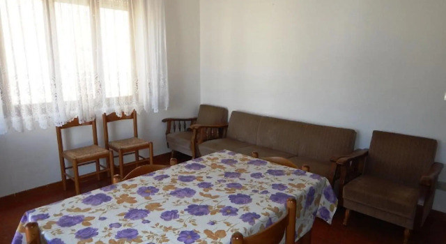 Gomez 1 - Two Bedroom