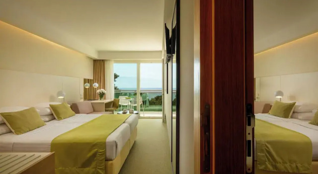 Семейный номер Standard с балконом Family Hotel Vespera
