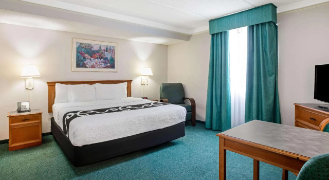 Двухместный люкс La Quinta Inn by Wyndham Stockton