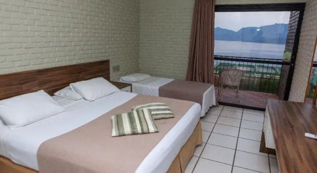 Двухместный номер Standard с балконом Portogalo Suite Hotel