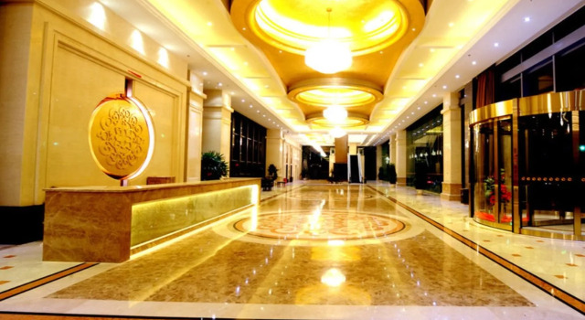 Huafang Jinling International Hotel Zhangjiagang, Забронировать Отель Отели Сучжоу с бассейном, Бассейн