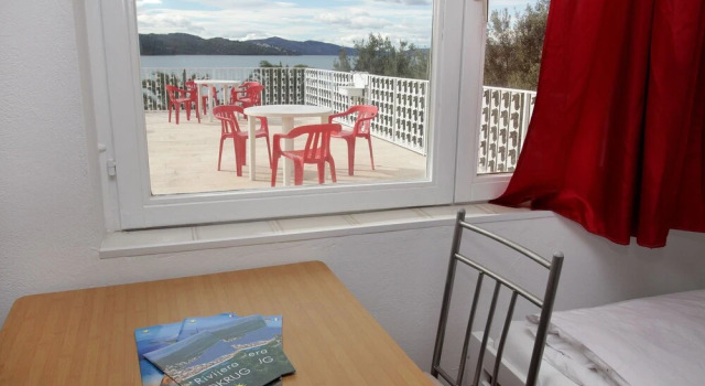 Трёхместная студия Apartments Balote