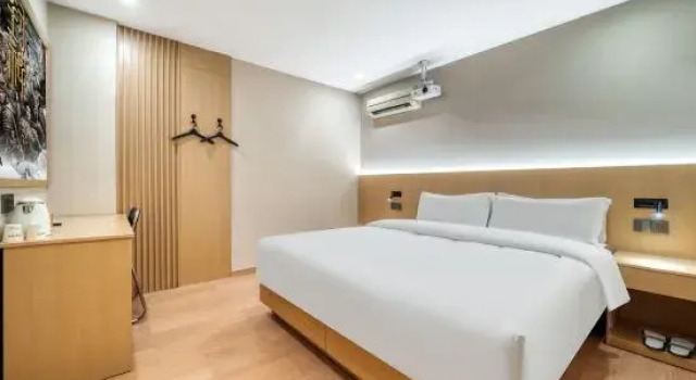 Двухместный номер Standard Jinjiang Inn Huzhou Bailemen