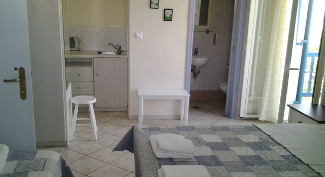Noe Rooms In Center Of Tinos