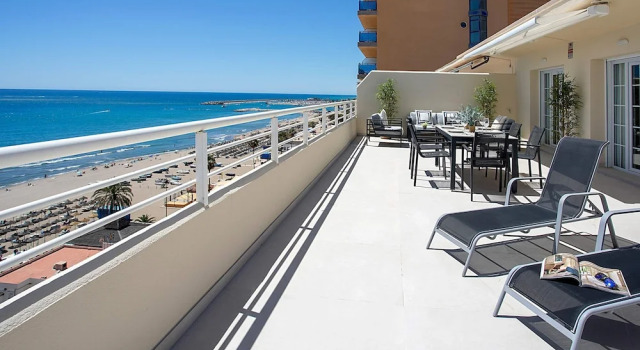 Апартаменты Exclusive Penthouse in Fuengirola Beach Corales