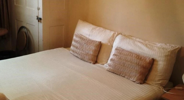 Whitechapel Rooms