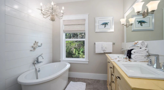 Seagrove Oasis by Avantstay Pet Friendly Pool & Bbq!, Забронировать Дом для отпуска Виллы Санта-Роза-Бич, Вилла