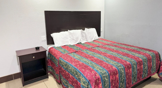 Номер Standard Xpress Inn & Extended Stays