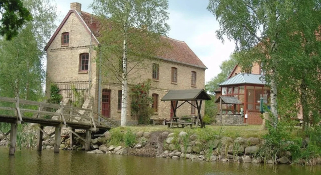 Апартаменты Schmiede der Wasserburg Liepen
