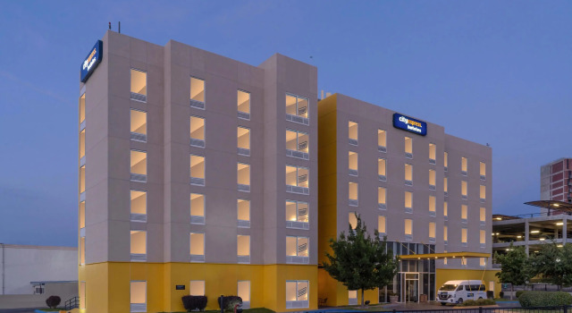 City Express Chihuahua, Rezervovat Hotel Hotely v Chihuahua se snídaní, Snídaně
