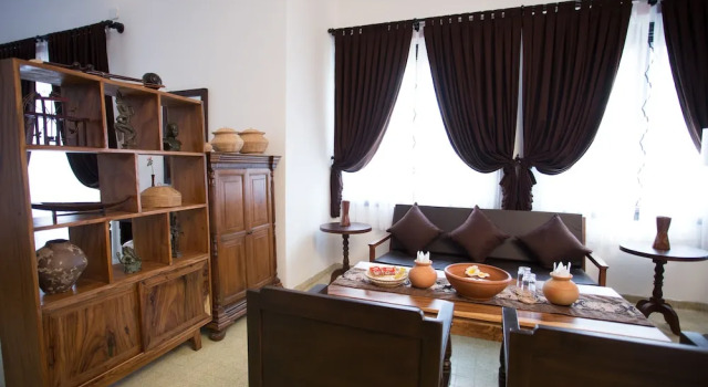 Люкс PRASATs Boutique Hotel