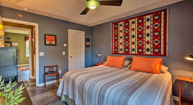 Lively East Nashville Pad: Walk to Bars & Eateries