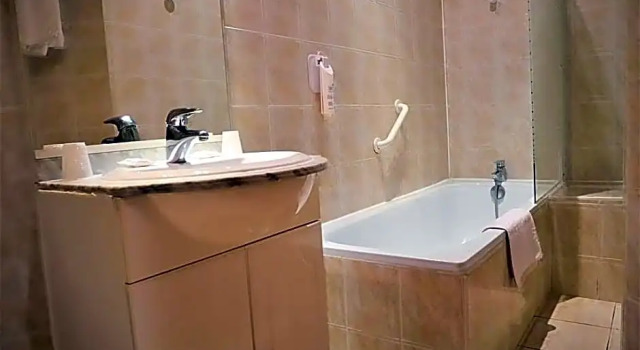 Четырёхместный семейный номер Standard Hôtel dAngleterre, Salon-de-Provence