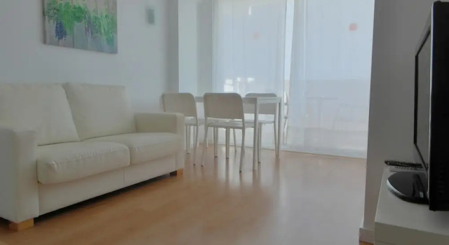 Apartamento 2 dormitorios con balcón Apartamentos Sureda
