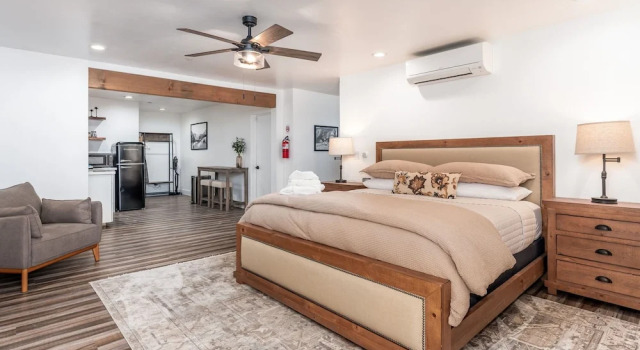 Номер Standard The Four Daughters Inn