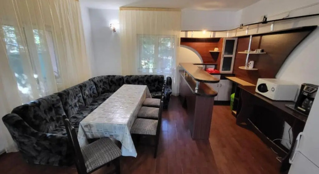Vila 41 Busteni, Забронировать Гостевой дом Гостевые дома Буштени, Гостевой дом