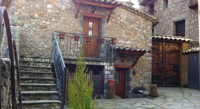 Cal Gabriel, Prenota Hotel Tuixen L'Alt Urgell