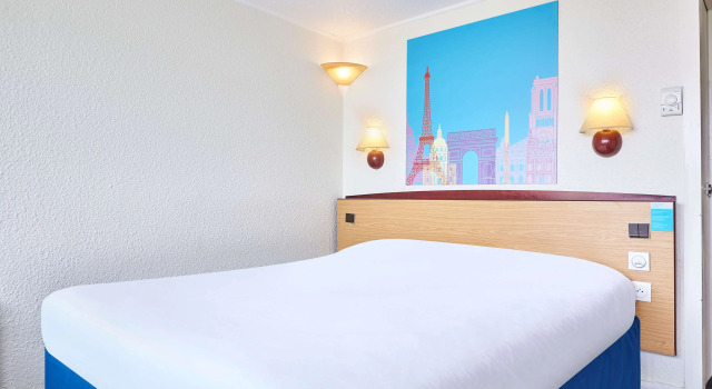 Двухместный номер Standard Campanile NATURE - Le Bourget Gonesse