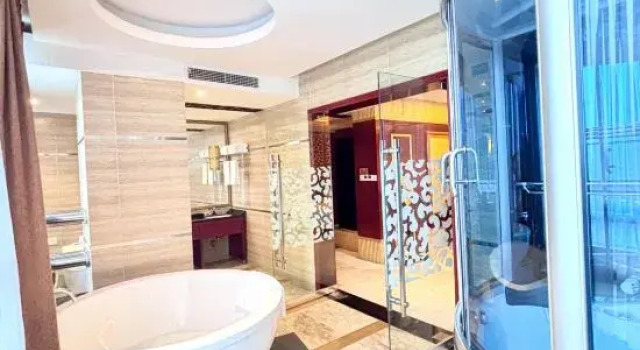 Люкс Wanchi International Hotel - Langzhong