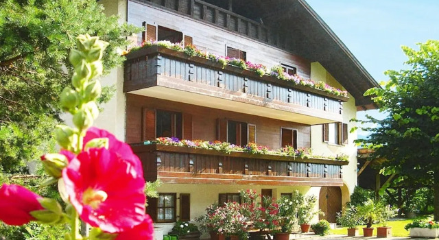 Апартаменты Apartment in Latsch With Indoor Pool & Garden
